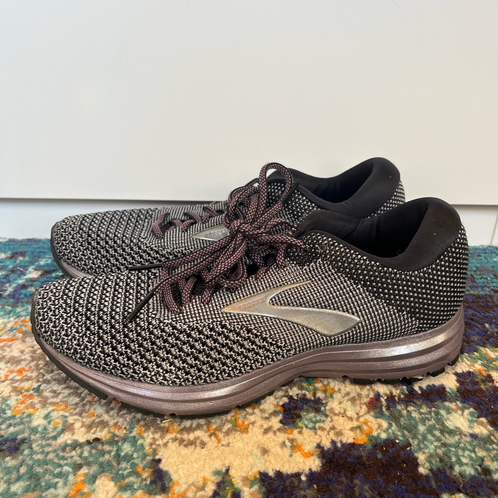 Brooks Revel 2 Women’s Running Shoe.